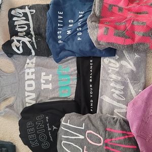 Bundle of Graphic Tanks